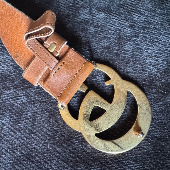 Men's Gucci Brown Leather Belt with Gold Buckle - Picture 4 of 6